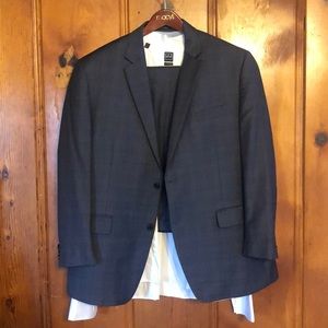 3 piece men’s suit